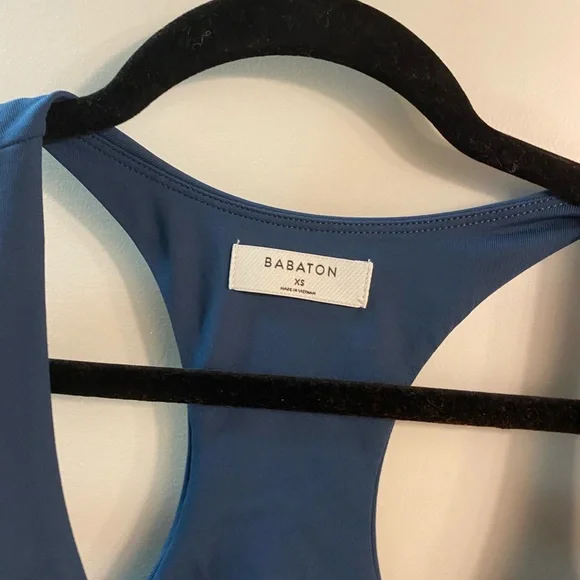 NWT Aritzia contour racer back tank - Picture 3 of 3